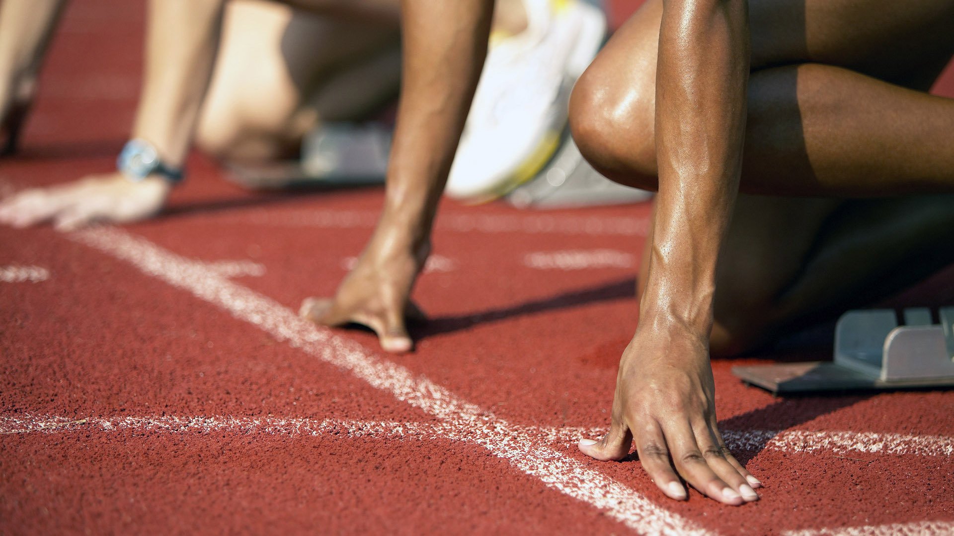 皮特·斯图斯的关键防守让南非羚羊队保持领先